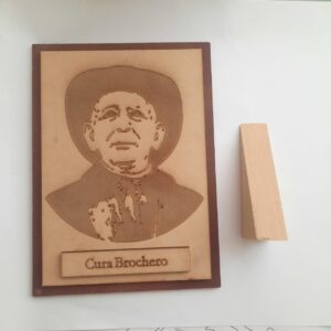 Cura brochero, retrato tallado laser